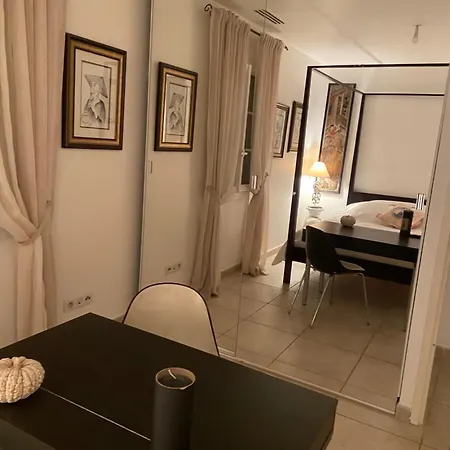 Maison De Golfeur Bed & Breakfast